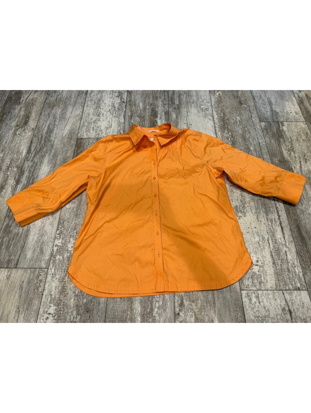 Chicos No Iron Womens 2 Orange Button Up Shirt Stretch